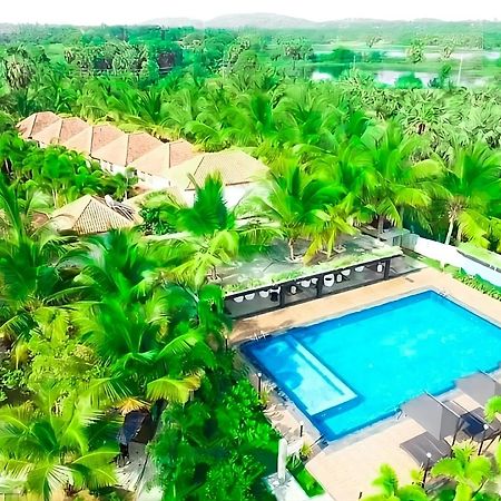 Hotel Green Garden Trincomalee Exterior photo